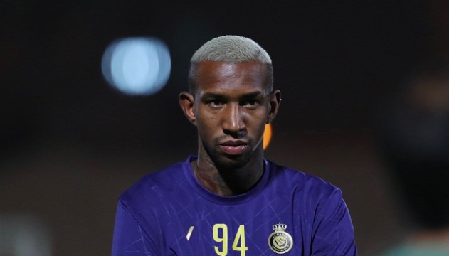 تاليسكا يغيب عن النصر أمام ألميريا