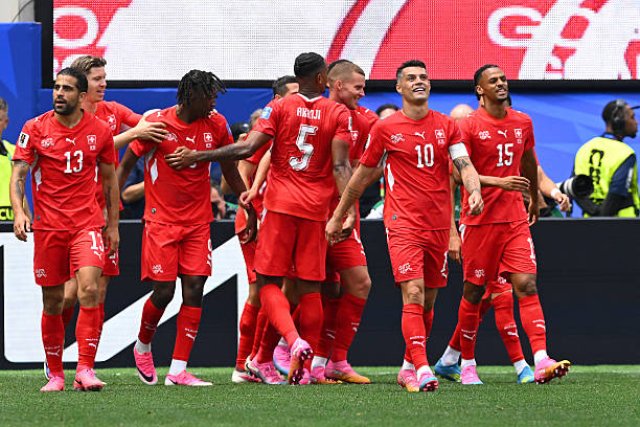منتخب سويسرا يحطم شباك البوسنة والهرسك في كأس العالم