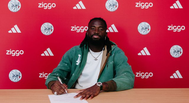 Ajax Signs Tolu Arokodare on Loan from Wolverhampton