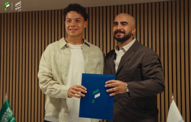 Al-Fateh Signs Dutch Defender Robin Kilder