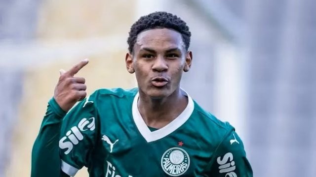 FC Barcelona monitors Palmeiras talent