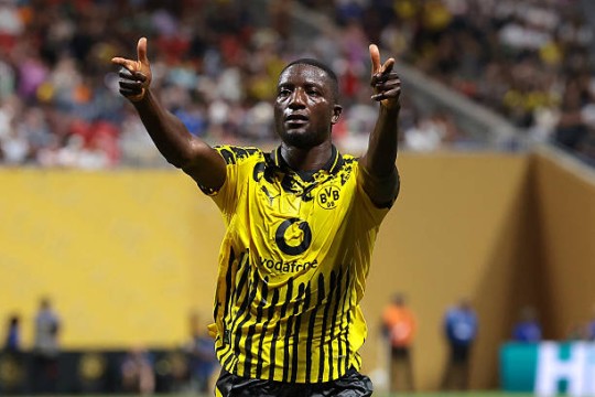 Giraud leads Dortmund to the quarter-finals of the Club World Cup