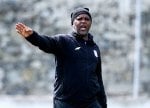 تعليق مثير من موسيماني بعد فوز منتخب جنوب أفريقيا على مصر