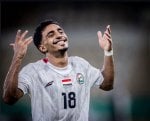 عادل عباس.. عام واحد بين جائزتين في كأس الخليج